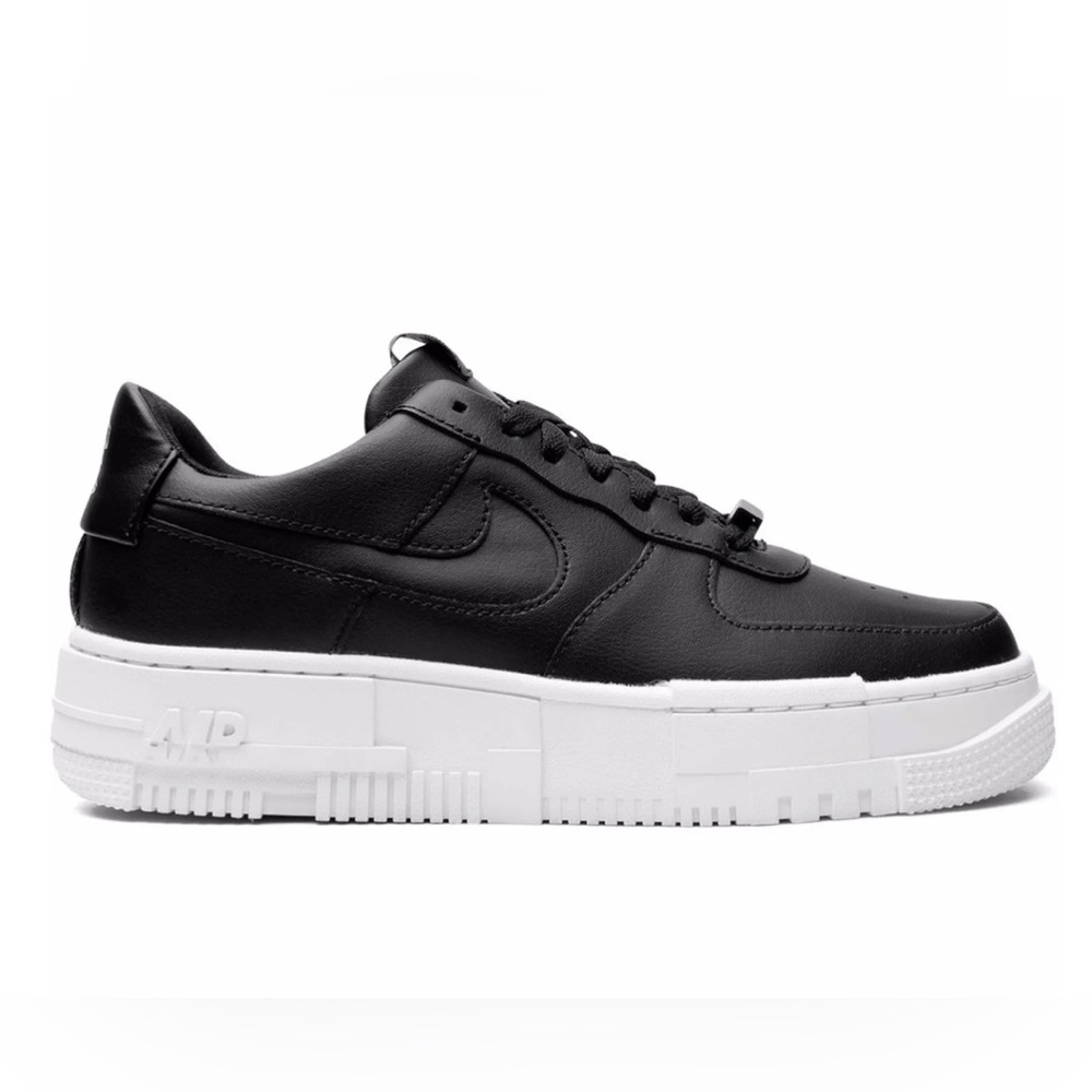 Nike Air Force 1 Pixel black and white